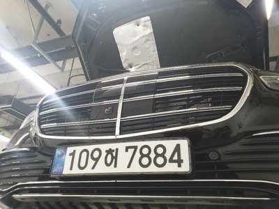 MERCEDES-BENZ S-CLASS - 1