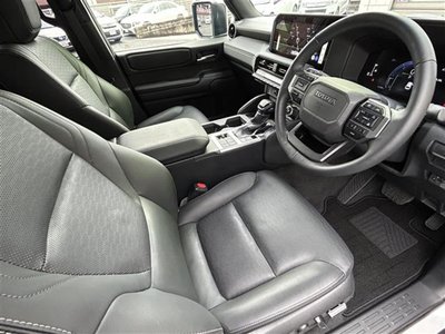 TOYOTA LAND CRUISER 250 - 8