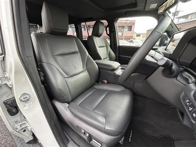 TOYOTA LAND CRUISER 250 - 9