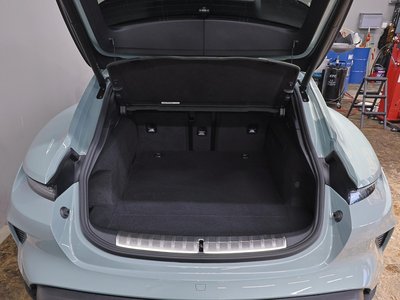 2024 Porsche TAYCAN 缩略图 29
