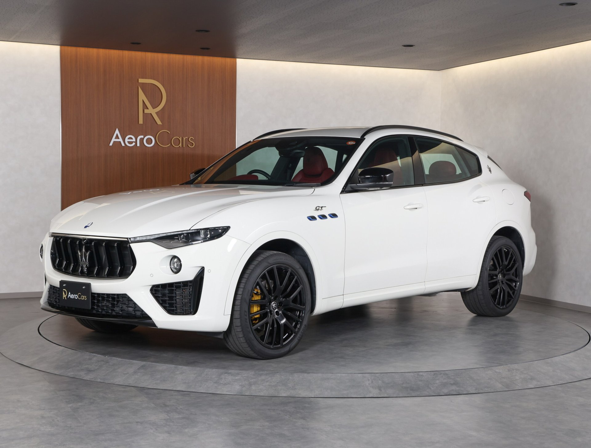 MASERATI LEVANTE - View 1