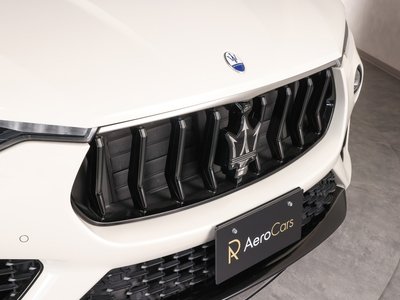 MASERATI LEVANTE - 3