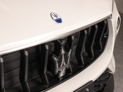 MASERATI LEVANTE - 4