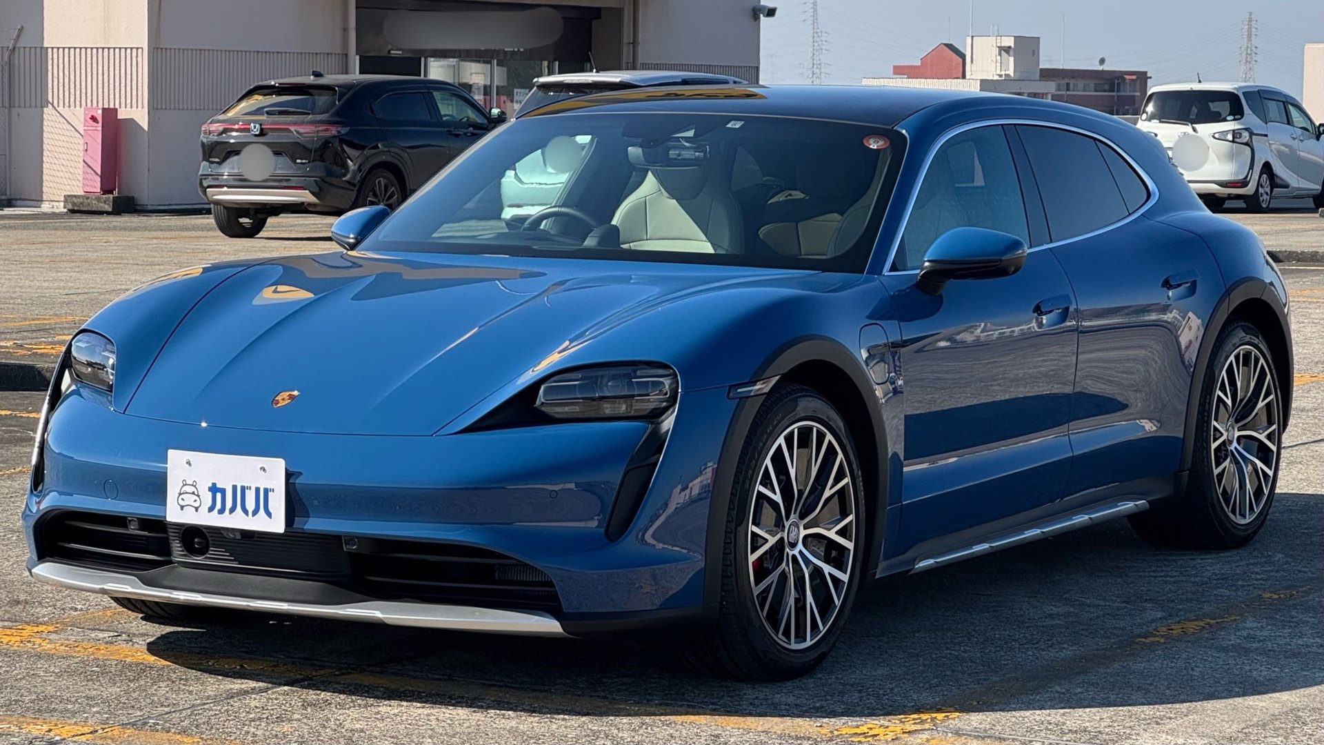 PORSCHE TAYCAN - View 1