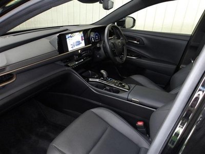 صورة 10 لـ 2023 Toyota CROWN SPORT