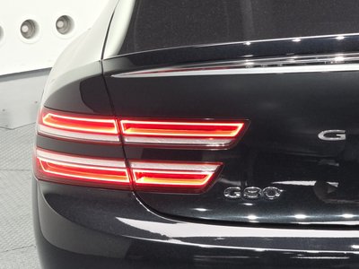 GENESIS G80 (RG3) - 10