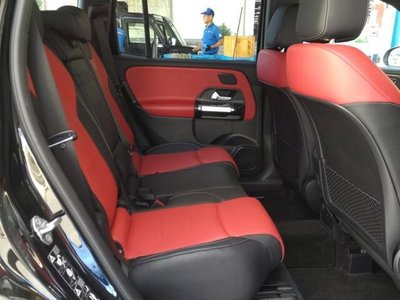 صورة 6 لـ 2021 Mercedes-BENZ GLB AMG