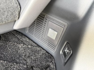 2025 Toyota ALPHARD 缩略图 73