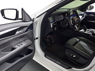 BMW 6 SERIES GT - 10