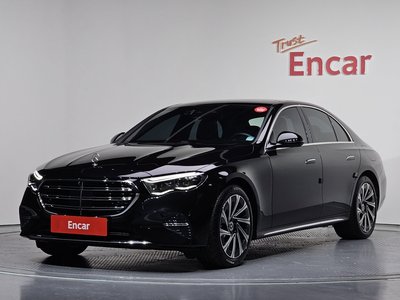 MERCEDES-BENZ E-CLASS - 1