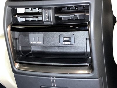 صورة مصغرة 32 لـ 2023 TOYOTA ALPHARD