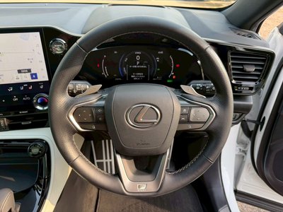 صورة مصغرة 46 لـ 2023 Lexus NX