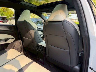 صورة مصغرة 65 لـ 2023 Lexus NX