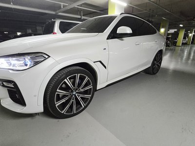 BMW X6 - 1