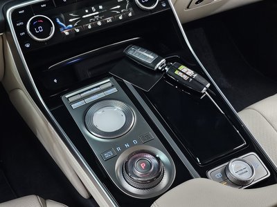 صورة 9 لـ 2022 Genesis GV80