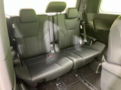 2025 Toyota ALPHARD — фото 6