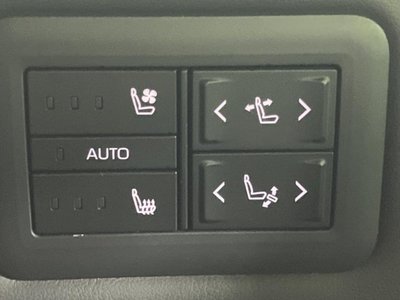 صورة مصغرة 50 لـ 2025 Toyota ALPHARD
