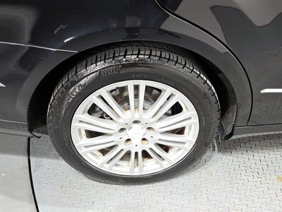 MERCEDES-BENZ E-CLASS - 6