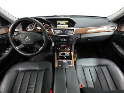 MERCEDES-BENZ E-CLASS - 5