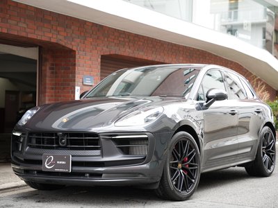 PORSCHE MACAN - 9