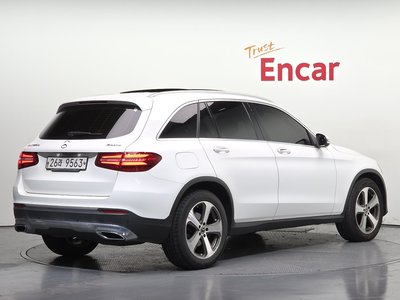 MERCEDES-BENZ GLC - 3