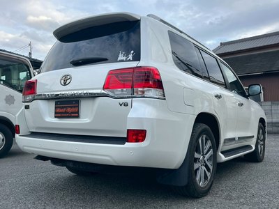 TOYOTA LAND CRUISER 200 - 5