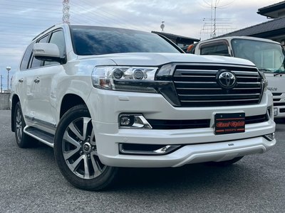 TOYOTA LAND CRUISER 200 - 6