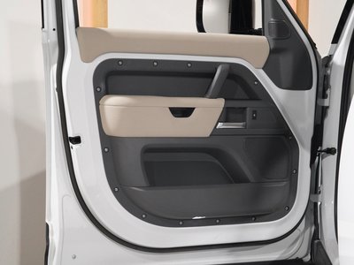 LAND ROVER DEFENDER 2022 thumbnail 25
