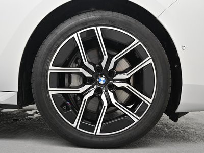 2025 BMW 7 SERIES photo 6