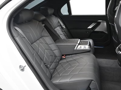 صورة مصغرة 12 لـ 2025 BMW 7 SERIES