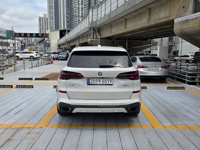 2026 BMW X5 photo 7