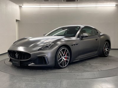 MASERATI GRANTURISMO - 3