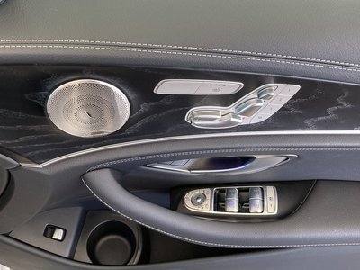 MERCEDES-BENZ E-CLASS - 9