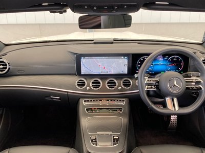MERCEDES-BENZ E-CLASS - 6