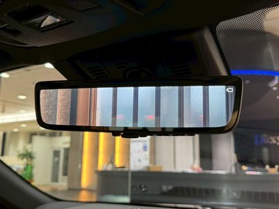 TOYOTA CROWN SPORT - 4