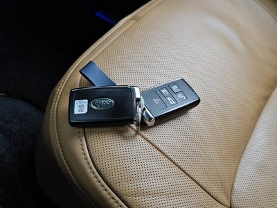 2021 LAND Rover RANGE ROVER — миниатюра 16