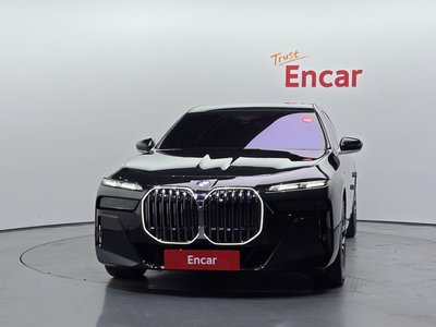 BMW 7 SERIES - 2