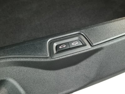 2025 BMW X7 thumbnail 11