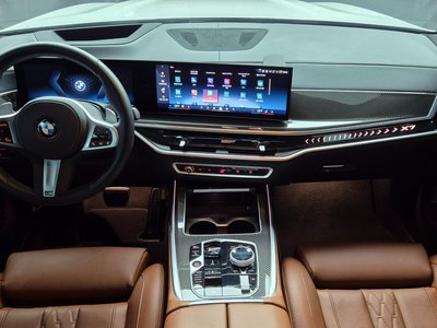 2025 BMW X7 照片 7