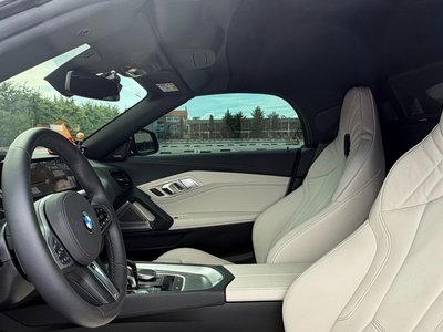 2025 BMW Z4 — миниатюра 15