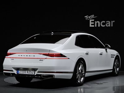 صورة 4 لـ 2022 Genesis G90 (RS4)