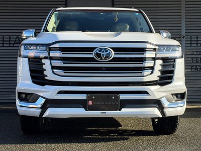 TOYOTA LAND CRUISER 300 - 2