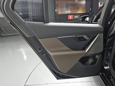 2026 BMW 5 SERIES — миниатюра 15