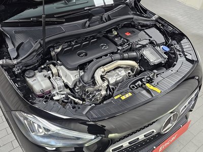 MERCEDES-BENZ GLA - 7