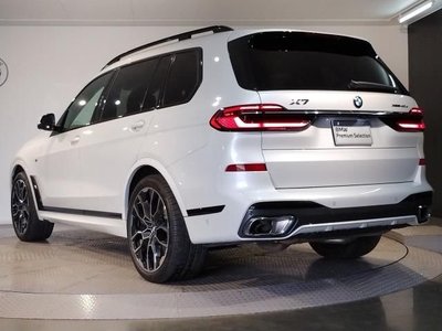 BMW X7 - 7