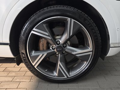 GENESIS GV80 - 8