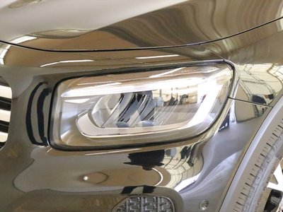 MERCEDES-BENZ GLB - 8