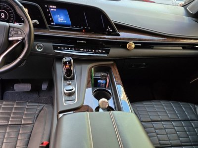 CADILLAC ESCALADE 5TH GENERATION - 3