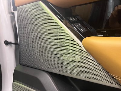 LAND ROVER RANGE ROVER VELAR - 6