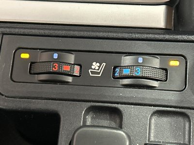 TOYOTA LAND CRUISER PRADO - 8